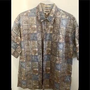 Men’s Hawaiian style shirt